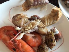 -荣誉国际酒店-云顶旋转餐厅