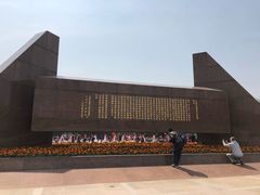 -上海市龙华烈士陵园