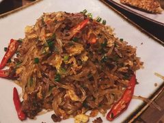 -临界音乐酒馆·小龙虾·江湖菜(华熙LIVE·鱼洞店)