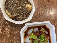 -继红顺河抄手名小吃