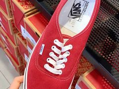 -伯肯黑德角名品折扣购物中心