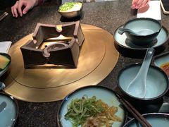 -湊湊火锅·茶憩(新中关购物中心店)