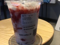 -瑞幸咖啡(八卦岭工业店)