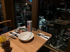 -悉尼塔旋转餐厅