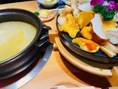 -一朵菌·野生菌探索家火锅(南亚店)