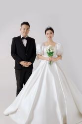 -喜爱高定婚纱摄影