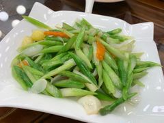 芦笋百合-烤肉季饭庄