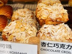 杏仁巧克力可颂-RUSON(黄龙店)