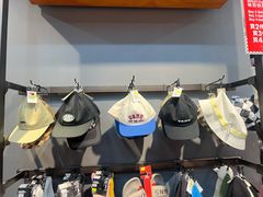 -东荟城名店仓