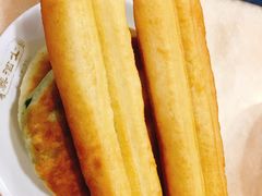 油条-吴记百姓菜馆·北京菜·烤鸭(故宫店)