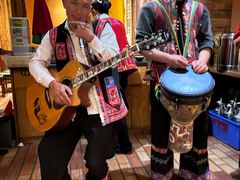 -老滇山寨•云南特色菜•地方菜•民族风情歌舞表演(金碧店)