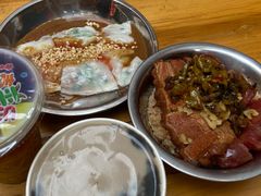 -梁阿婆廿年老牌扣肉糯米饭