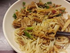 -红鼻子桂林米粉(金唐新光界店)