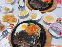 -豪享来牛排(人民店)