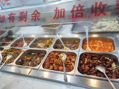 -香里香自助盒饭(红旗街店)