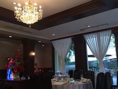 靠窗位-老洋房花园饭店(绍兴路店)