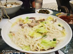 -玛格萝妮比萨屋(四平店)