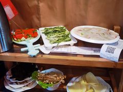 -二荆条·蜀鲜汇城市森林火锅