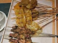 -绿地三只羊羊肉串(万科店)