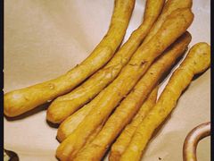 -牛村来人潮汕牛肉火锅(西单店)