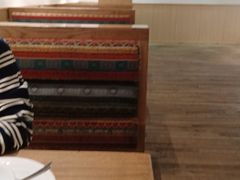 -蜜桃餐厅·伴山(湖滨商业街店)