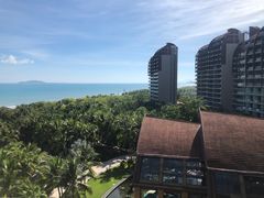 -三亚湾海居铂尔曼度假酒店