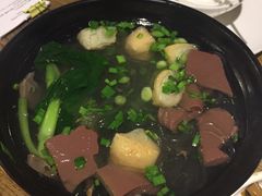 -新梅华·茶点餐厅(欧尚店)