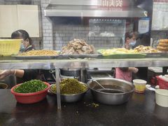 -覃肥叔桂林米粉(粮道街店)