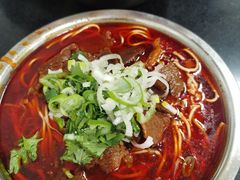 -薛记襄阳香辣牛肉面(平安路店)