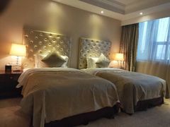 -武汉汉口火车站东方建国大酒店