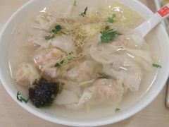 -琴岛顺天馄饨(营口路市场店)