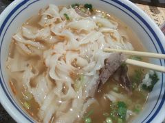 -破瓦寒窑·地摊烤羊排