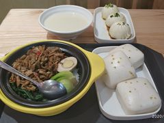 -万利隆包子铺(清石广场店)