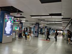 -汉中路(地铁站)