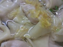 三鲜馄饨-珊珊小笼馆(仙霞路店)