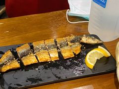 香煎秋刀鱼-·缸桶屋·韩式牛肋条自助烤肉(西湖D11店)