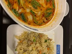 -Pier 21 (Terminal 21 Asok)