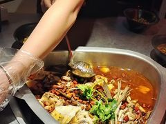 -味之绝·美蛙鱼头火锅(科巷店)