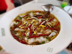 -渔语鱼酸菜鱼新川菜(来福士店)
