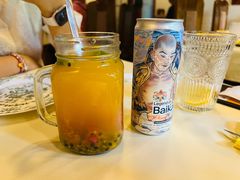 凤梨玫瑰百香果-老井俄式餐厅