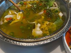 老成都酸菜鱼-上上席川菜(凯德乐峰广场店)