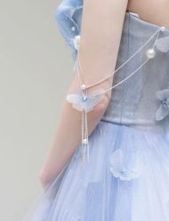-莫小姐婚纱