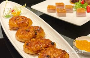 Stuffed Scallop with Flowered Filling