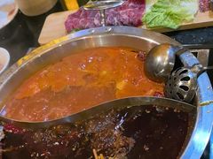 -百年川椒重庆老火锅(光谷店)
