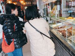 -老鼎万春卤菜(五代传承创始老店)