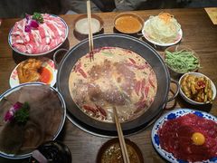 -萍姐火锅·公路夜市(武汉首店)