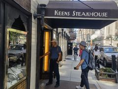 -Keens Steakhouse
