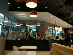 -Dough&Joe团憩(瑞虹天地月亮湾店)