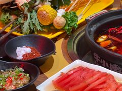 -牛小嫩串串火锅(老国贸总店)