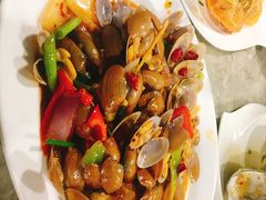 -四川小胡子海鲜(丁村万人海鲜广场店)